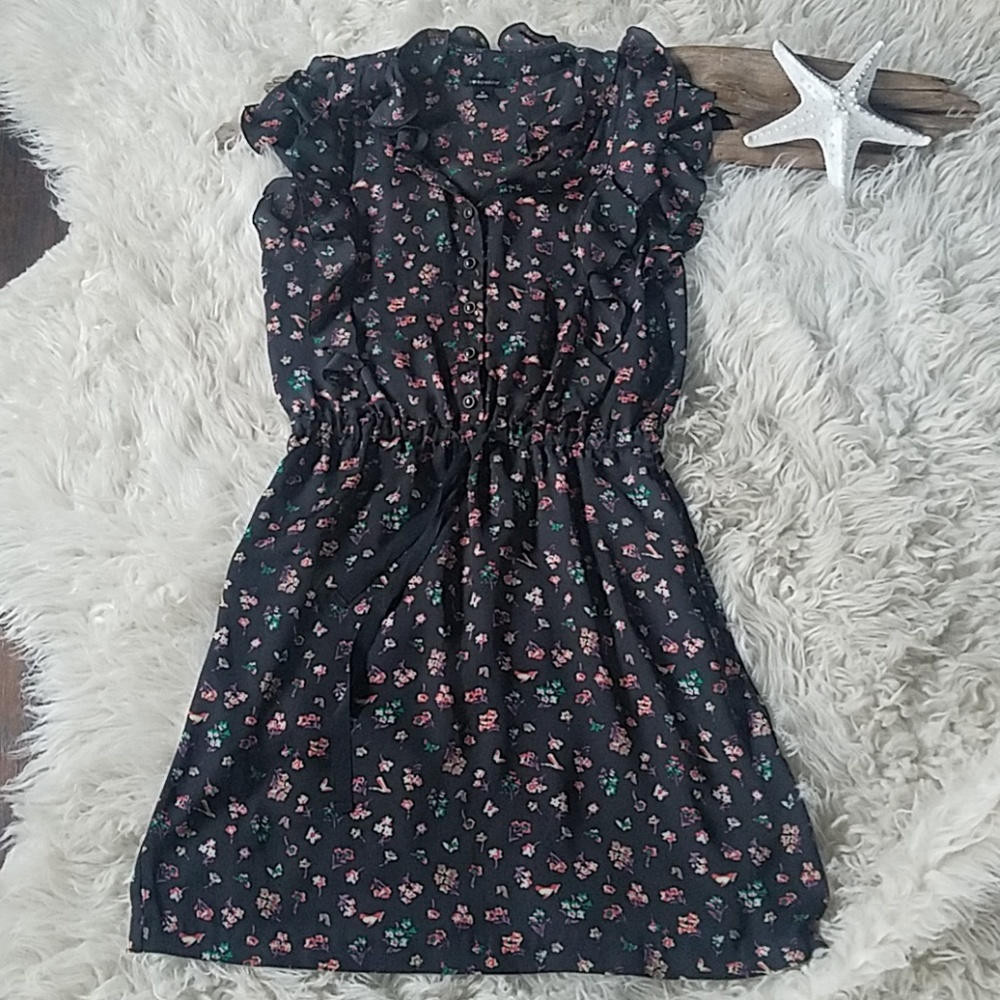 Dress - Picture 6 of 6